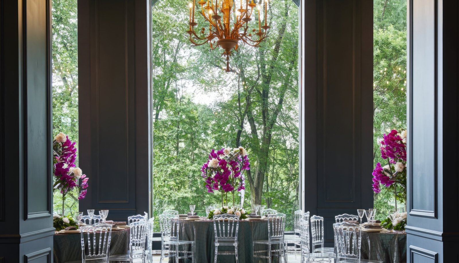 The interior of Park Room venue at Park Lane New York.