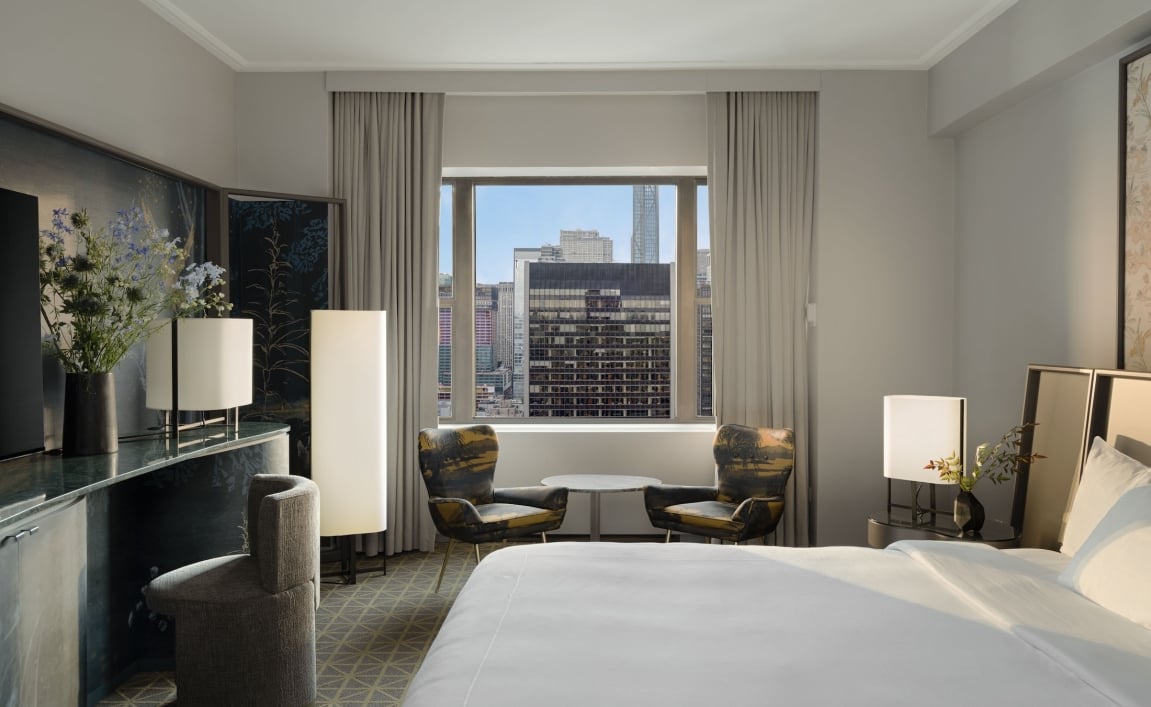 The one bedroom suite with city view at Park Lane New York.