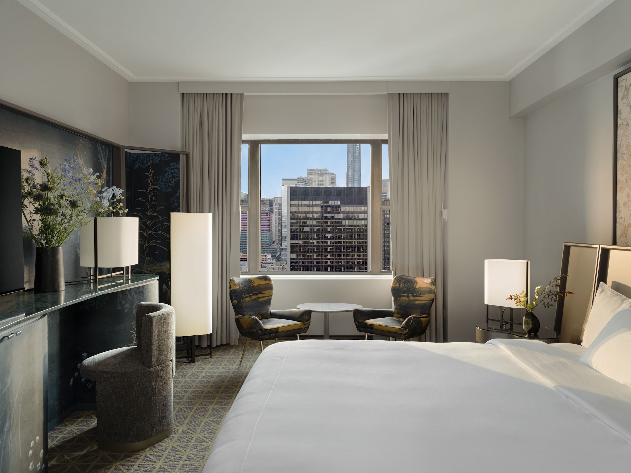 The one bedroom suite with city view at Park Lane New York.